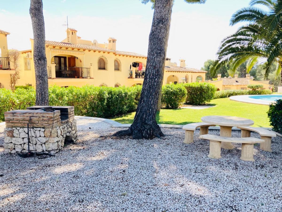 Apartamento Con Terraza En Complejo Con 2 Piscinas Lägenhet Moraira Exteriör bild